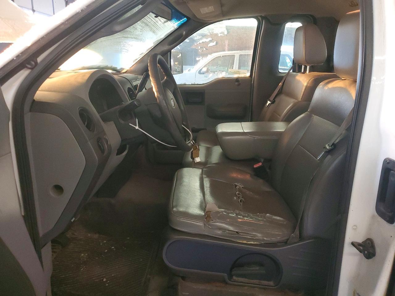 2005 Ford F150 - Image 7