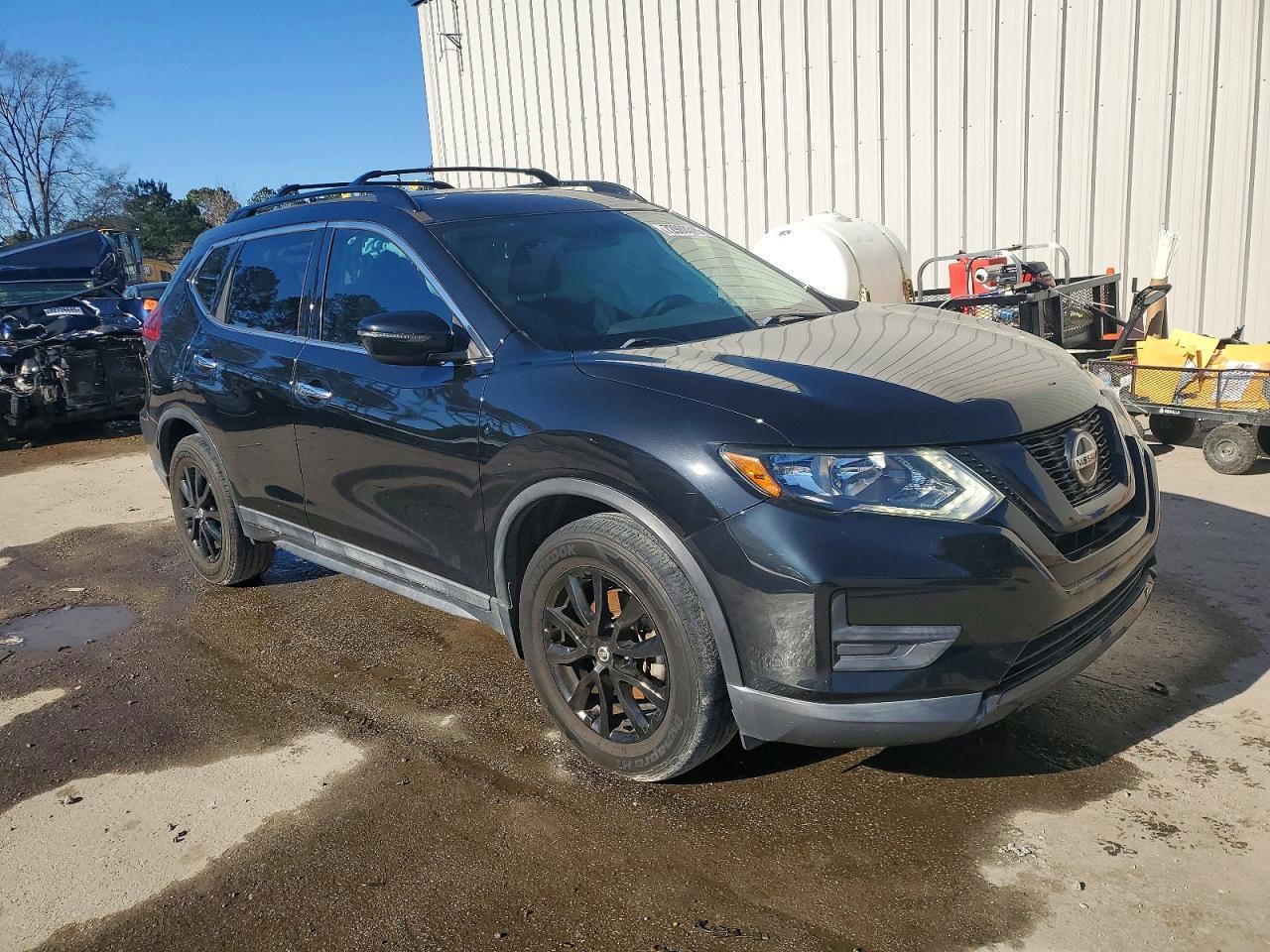 2018 Nissan Rogue S - Image 4