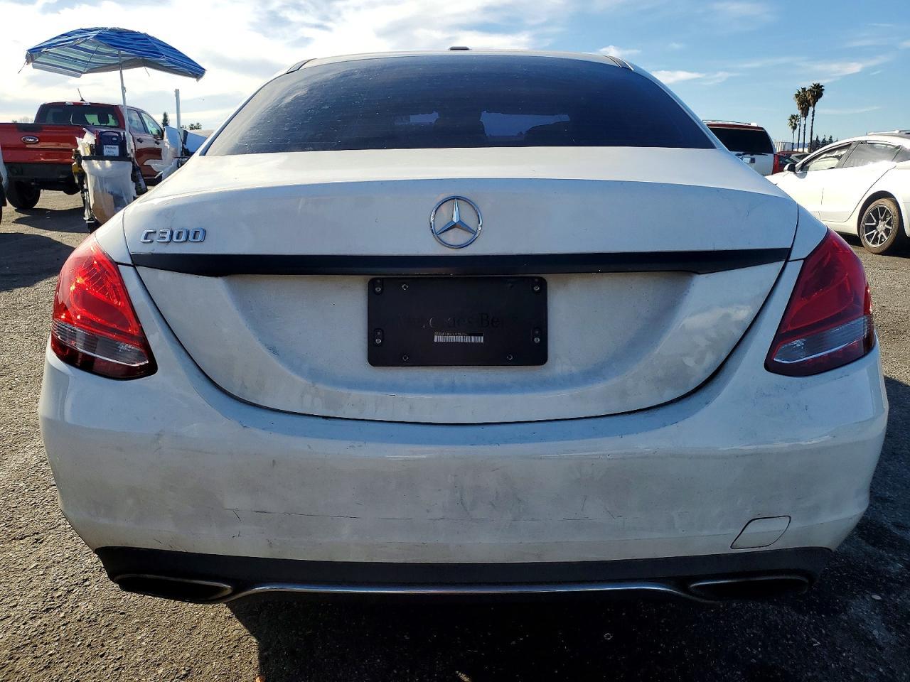 2016 Mercedes-Benz C 300 - Фото 6