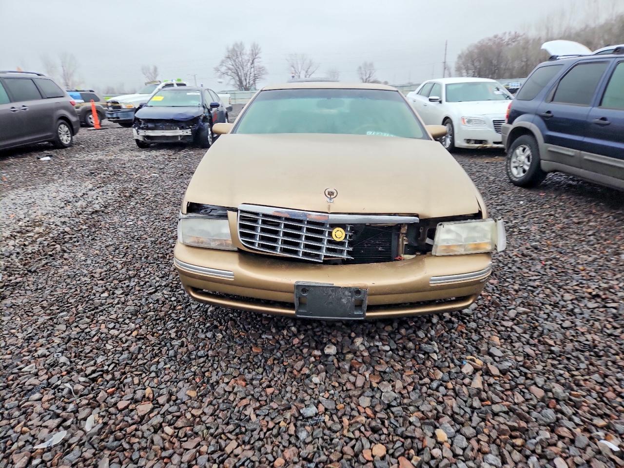 1998 Cadillac Deville - Image 5