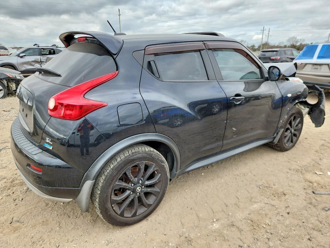 2013 Nissan Juke S - Image 3