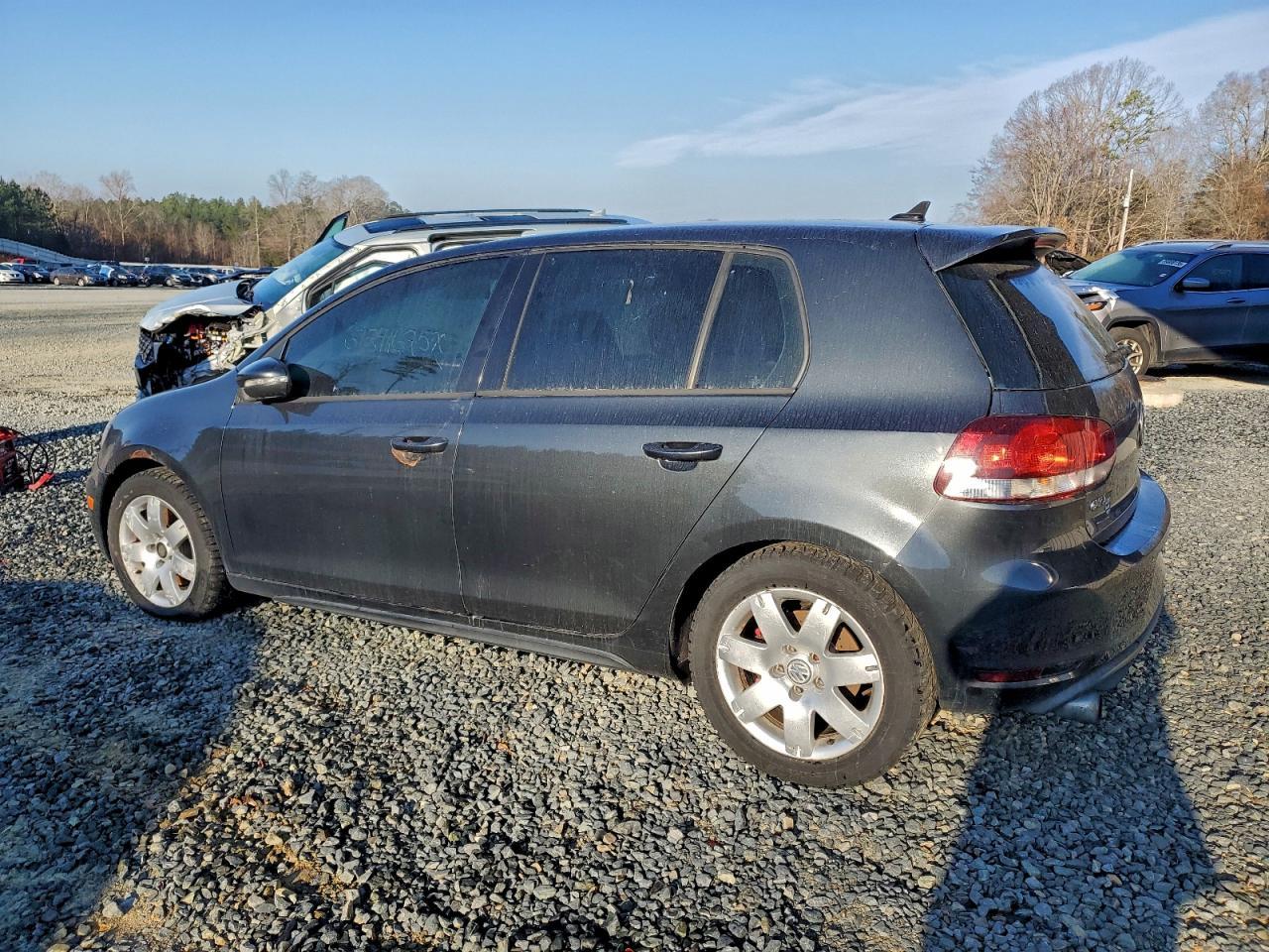 2013 Volkswagen Gti - Image 2