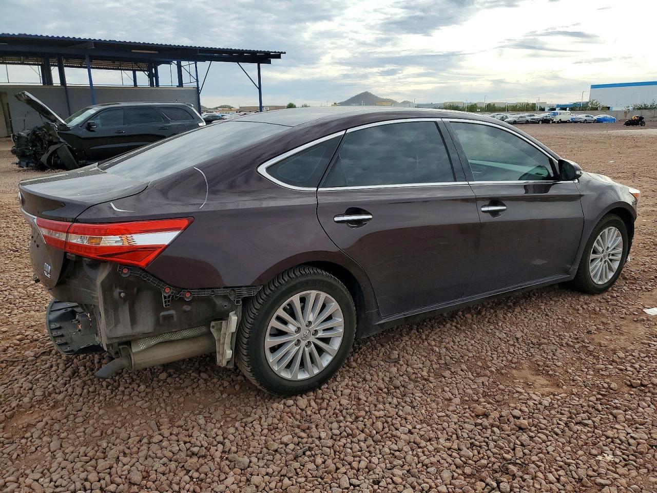 2014 Toyota Avalon Hybrid - Фото 3