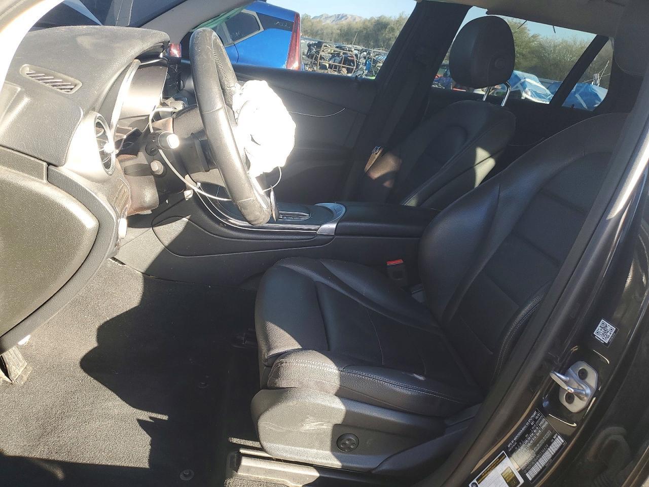2022 Mercedes-Benz Glc 300 - Image 7