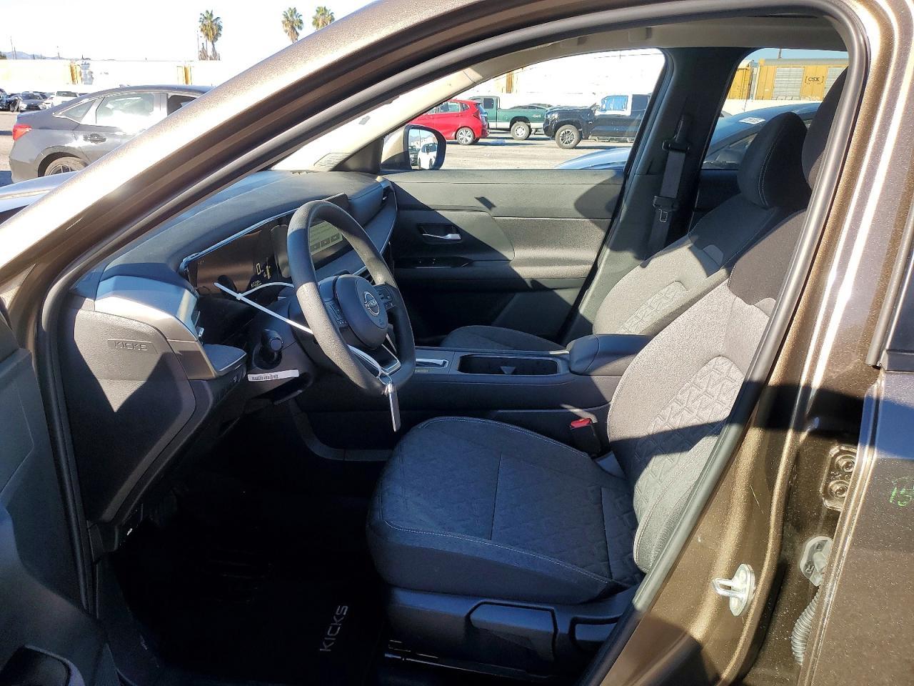 2025 Nissan Kicks Sv - Фото 7
