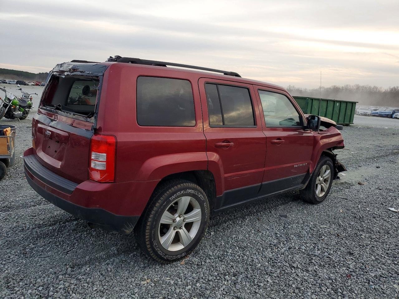 2012 Jeep Patriot - Фото 3