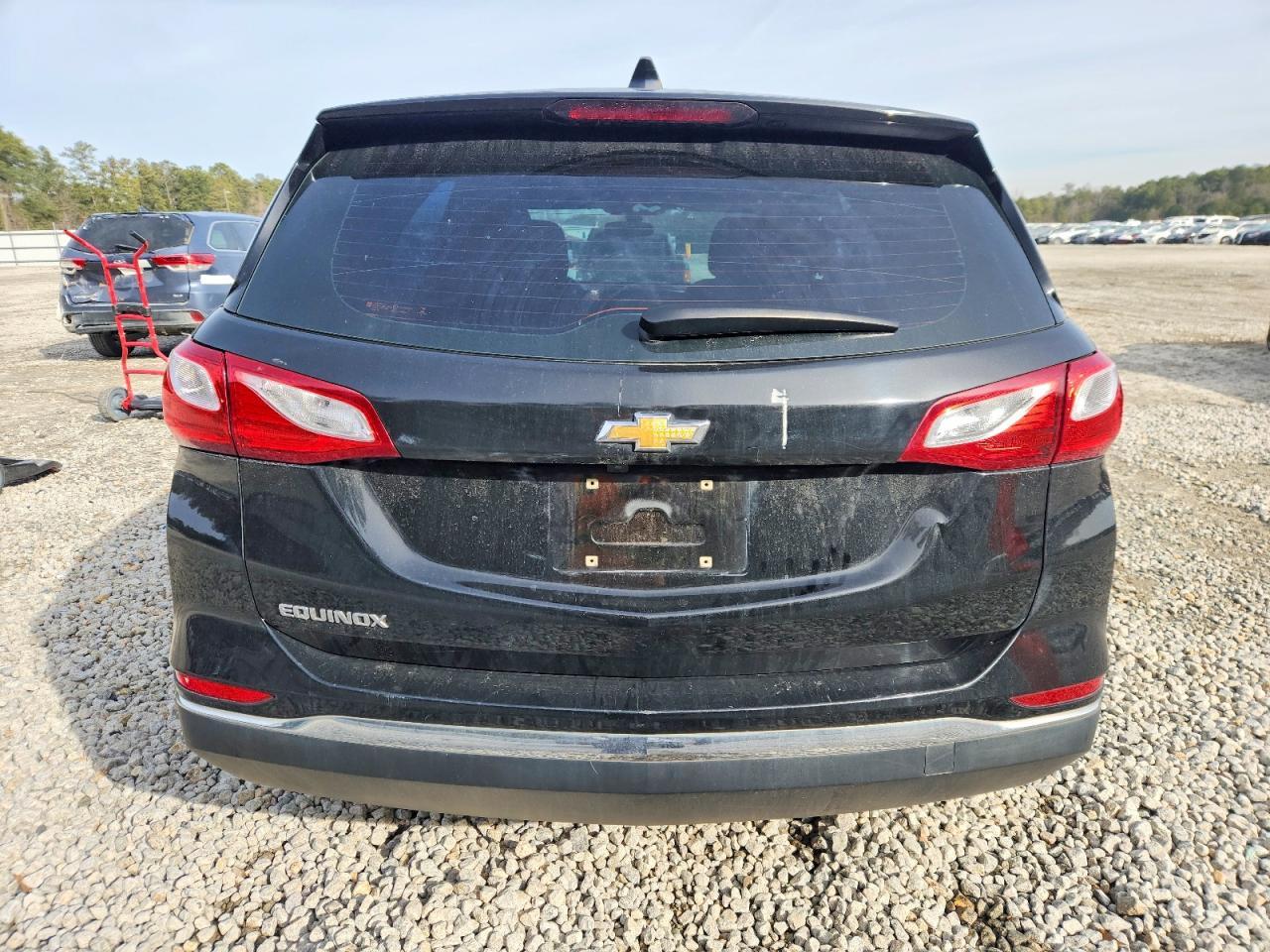 2018 Chevrolet Equinox Ls - Фото 6