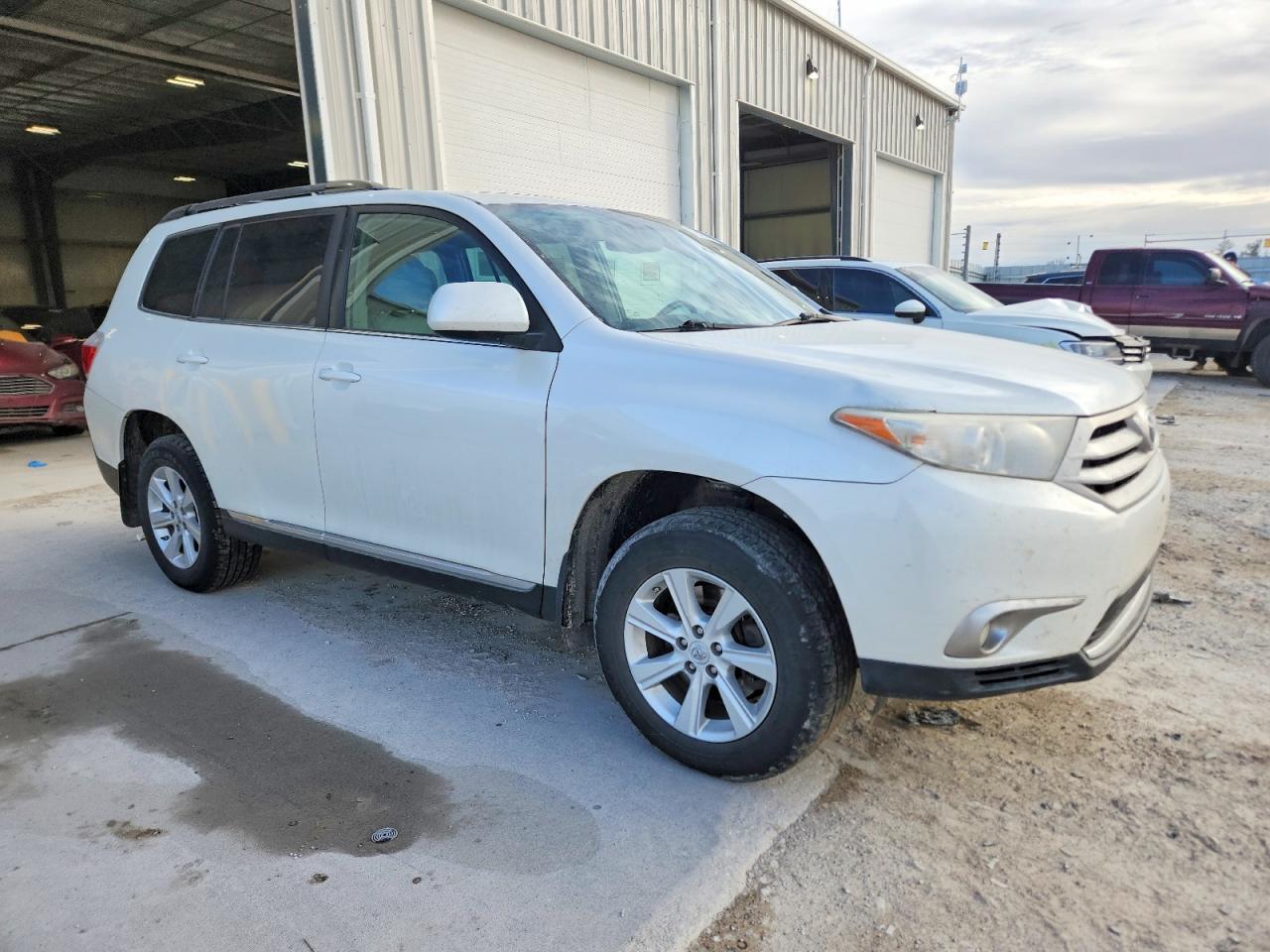 2011 Toyota Highlander Base - Фото 4