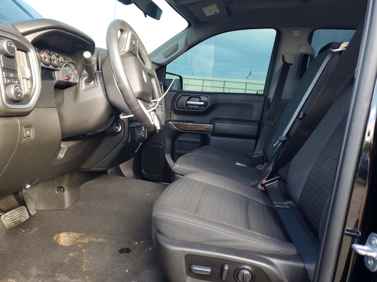 2022 Chevrolet Silverado Ltd C1500 Lt - Image 7