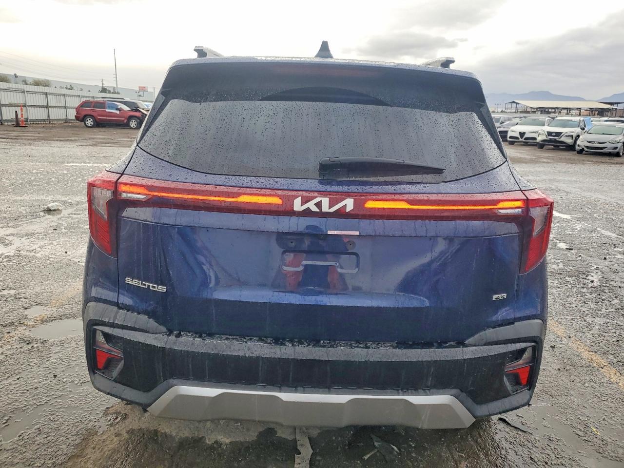 2024 Kia Seltos Ex - Image 6