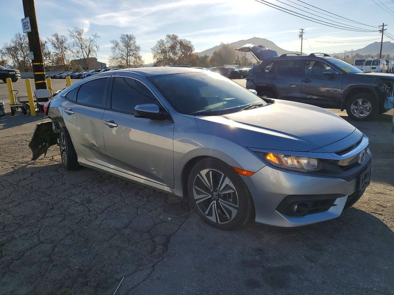 2016 Honda Civic Ex - Image 4