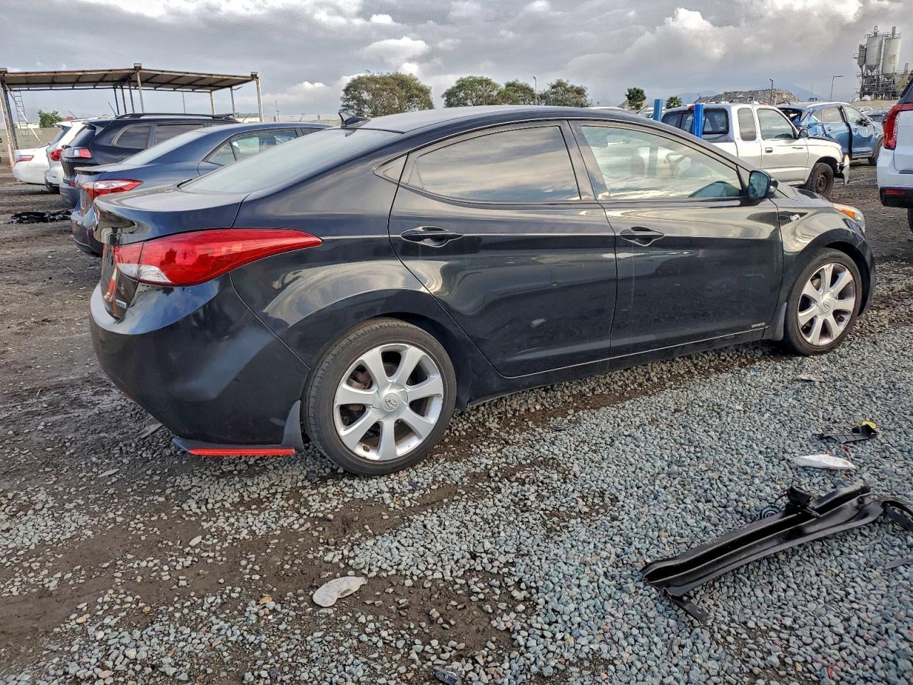 2013 Hyundai Elantra Gls - Фото 3