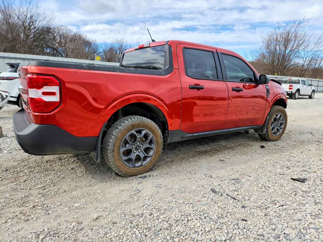 2023 Ford Maverick - Image 3