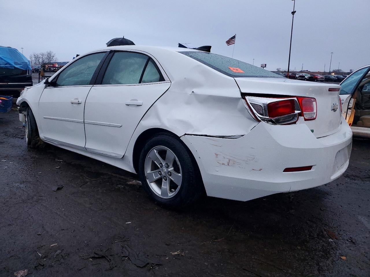 2015 Chevrolet Malibu Ls - Фото 2
