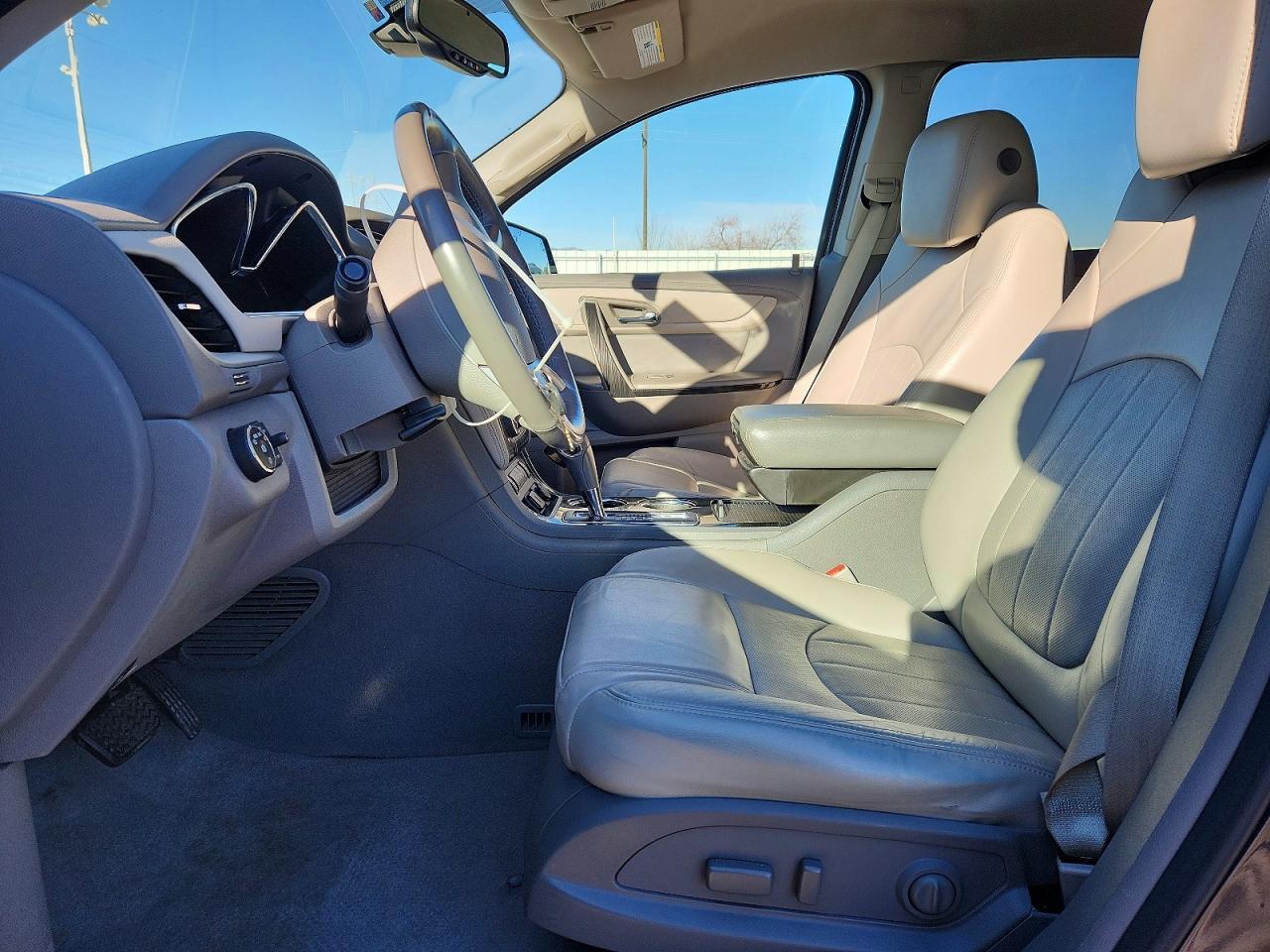 2017 Chevrolet Traverse Premier - Image 7