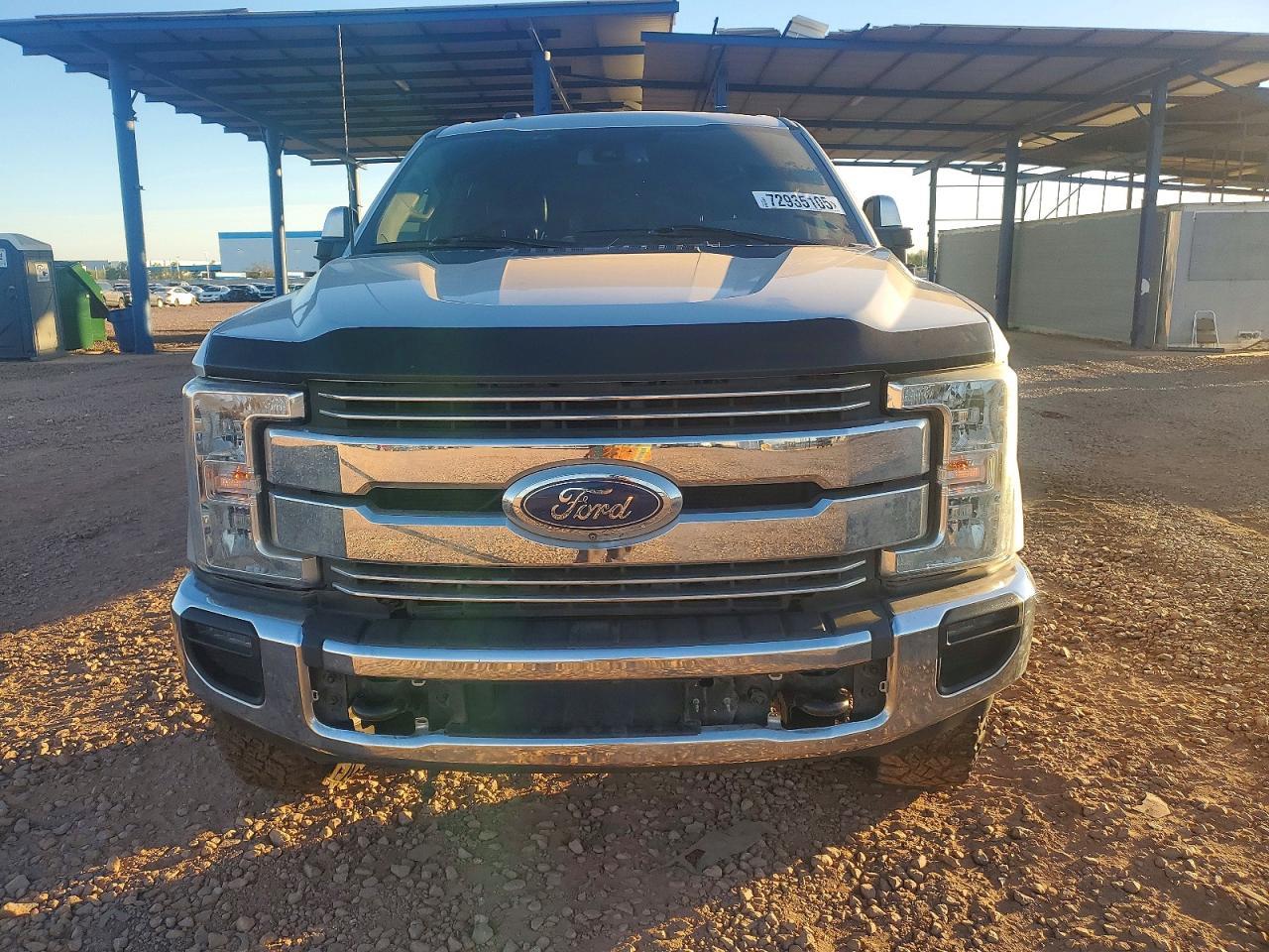 2017 Ford F250 Super Duty - Image 5