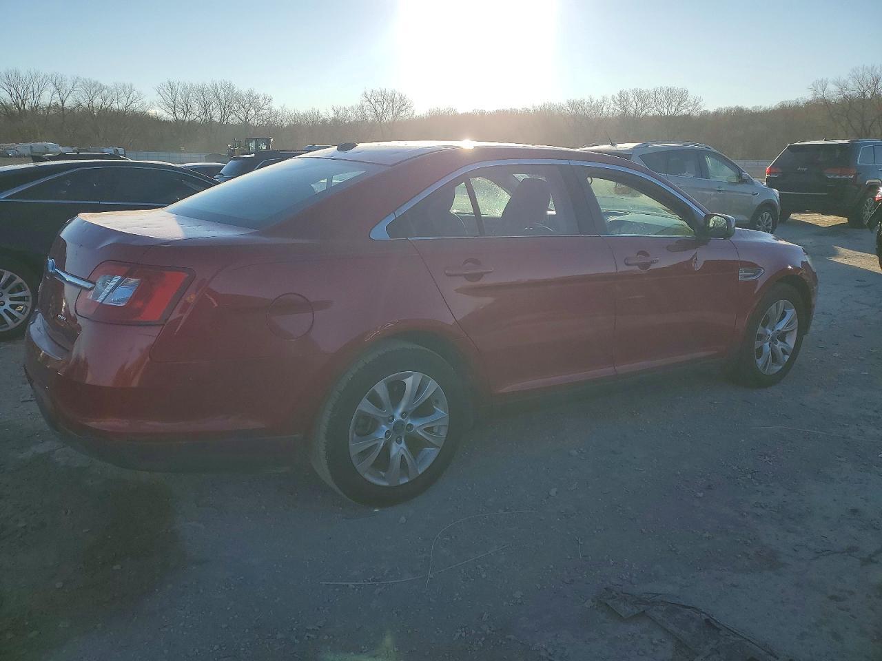 2010 Ford Taurus Sel - Фото 3