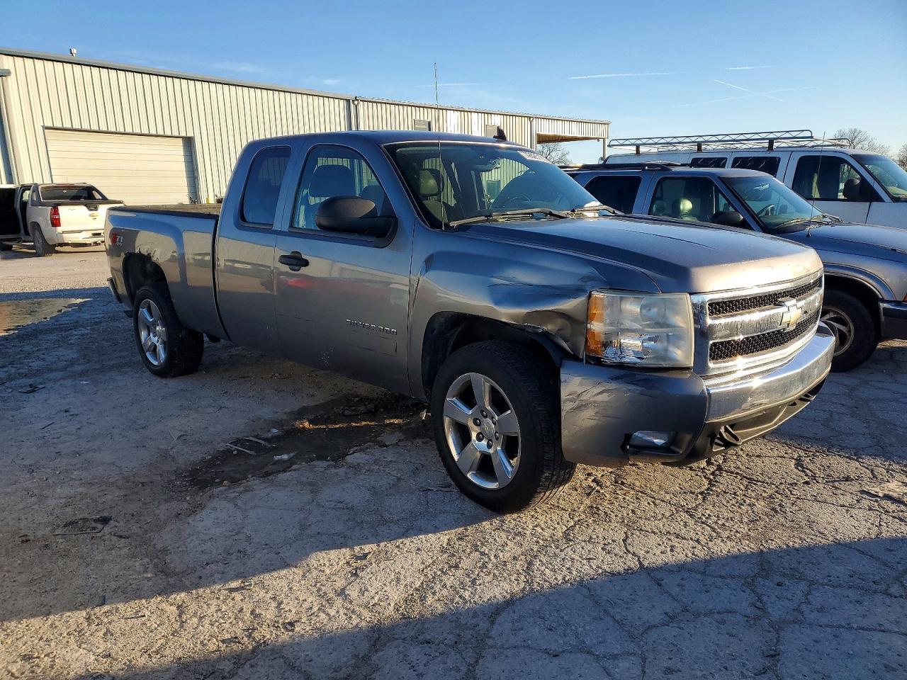 2007 Chevrolet Silverado K1500 - Image 4