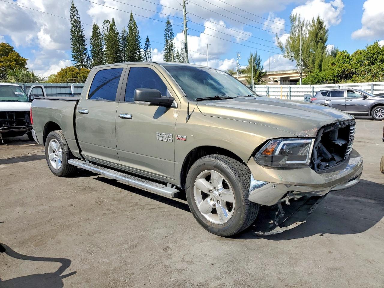 2015 Ram 1500 Slt - Image 4