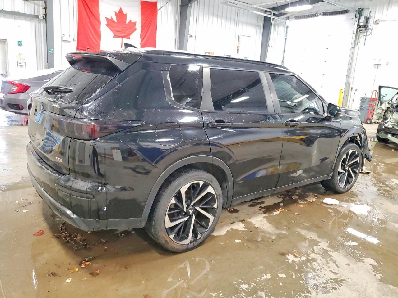 2022 Mitsubishi Outlander Se - Фото 3