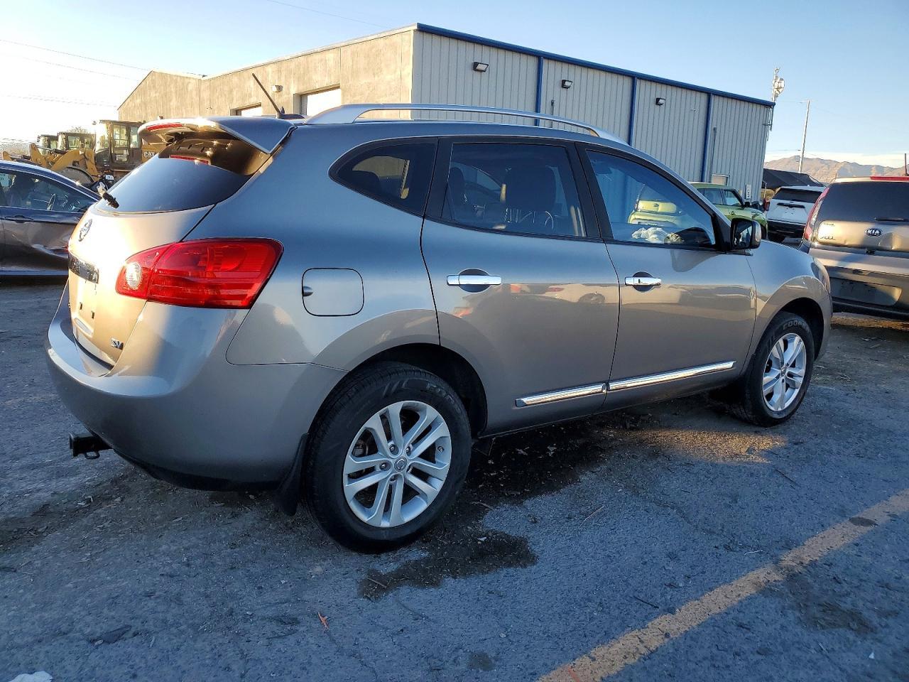 2012 Nissan Rogue S - Фото 3