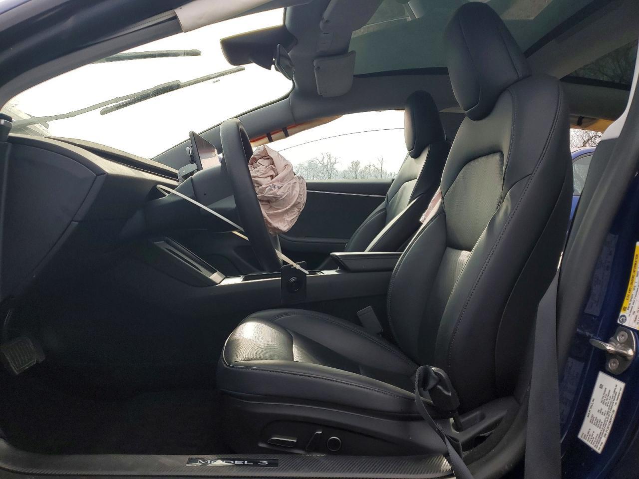 2024 Tesla Model 3 - Фото 7