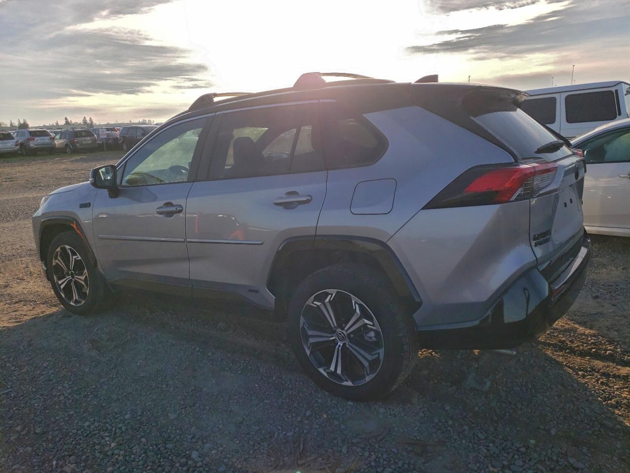 2024 Toyota Rav4 Prime Xse - Image 2