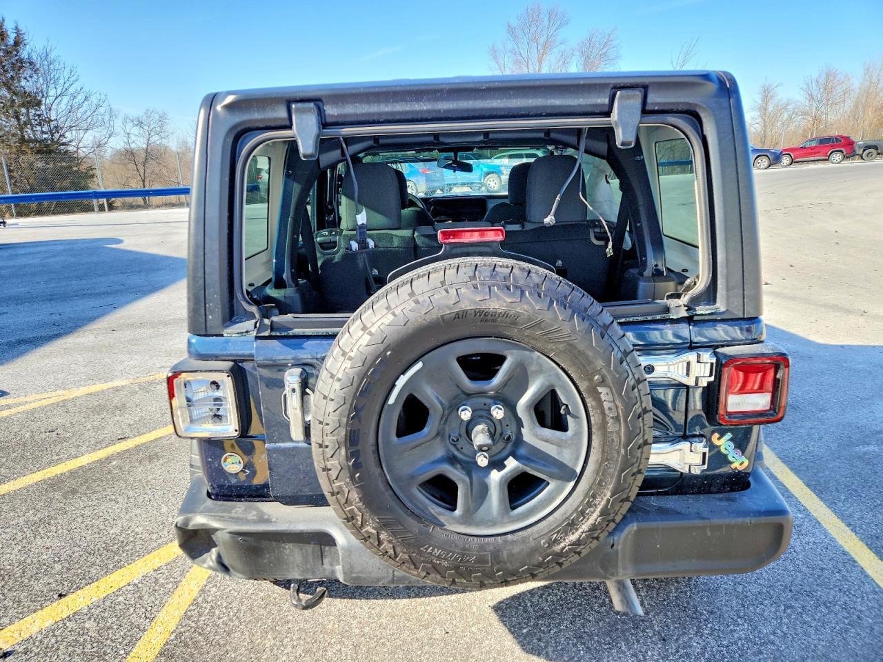 2025 Jeep Wrangler Sport - Фото 6