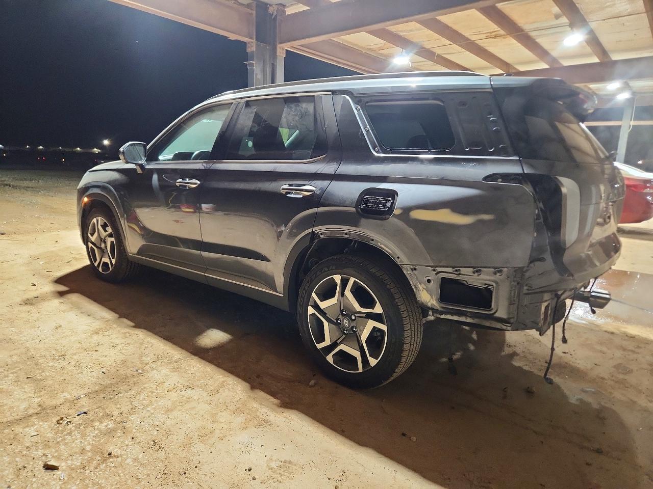 2024 Hyundai Palisade Sel Premium - Image 2