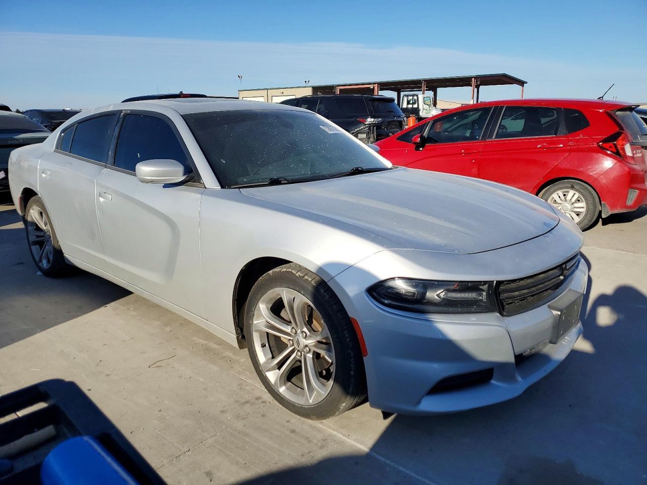2021 Dodge Charger Sxt - Фото 4