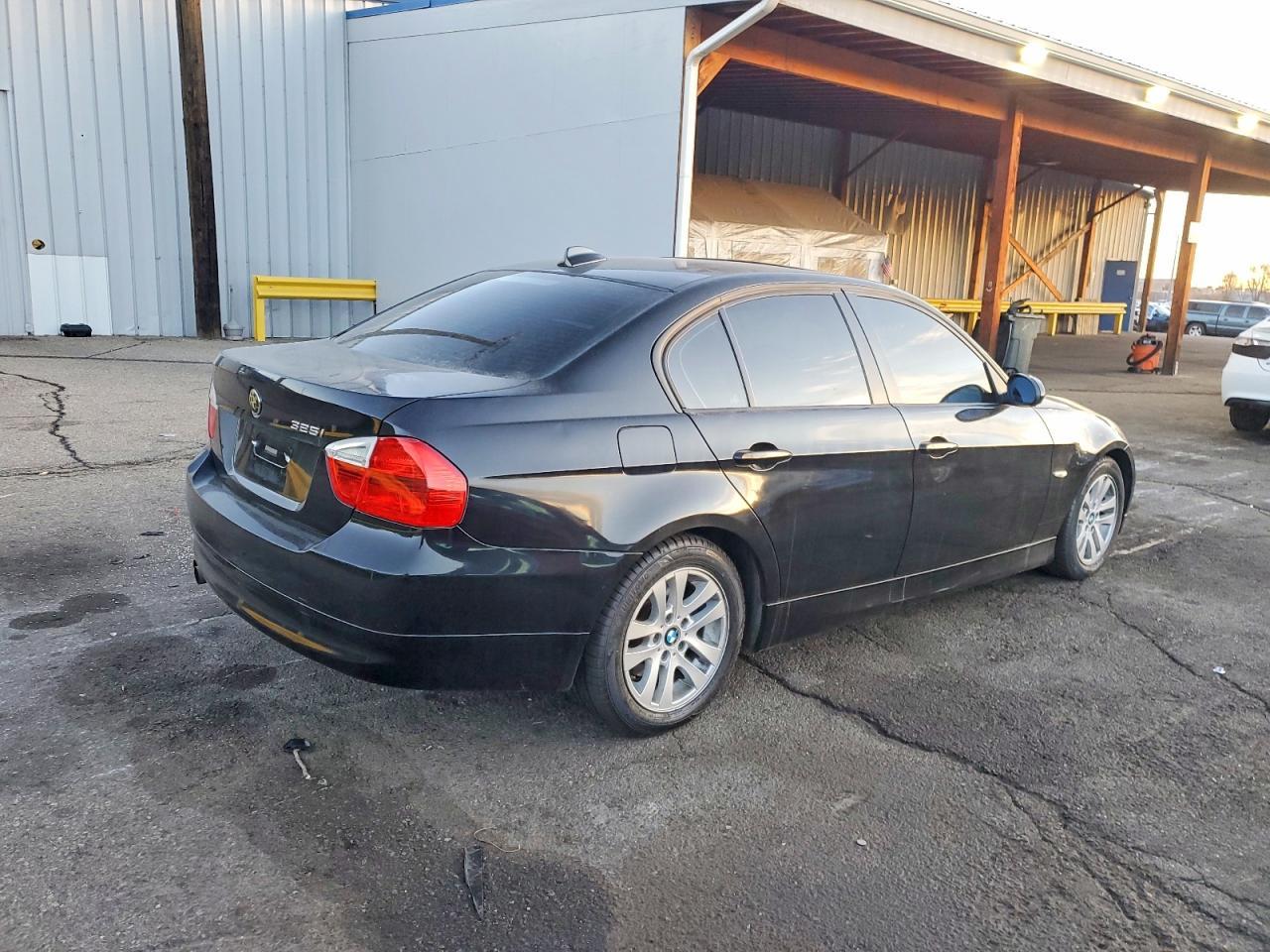 2006 BMW 325 I - Фото 3