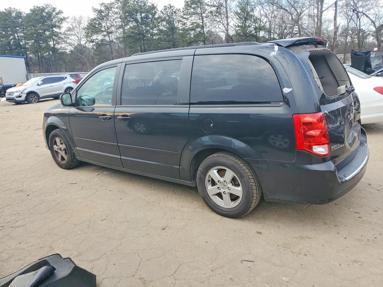 2012 Dodge Grand Caravan Sxt - Image 2