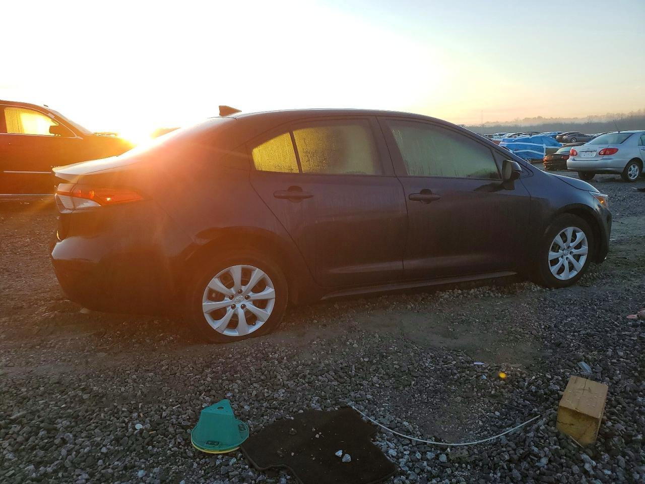 2023 Toyota Corolla Le - Фото 3