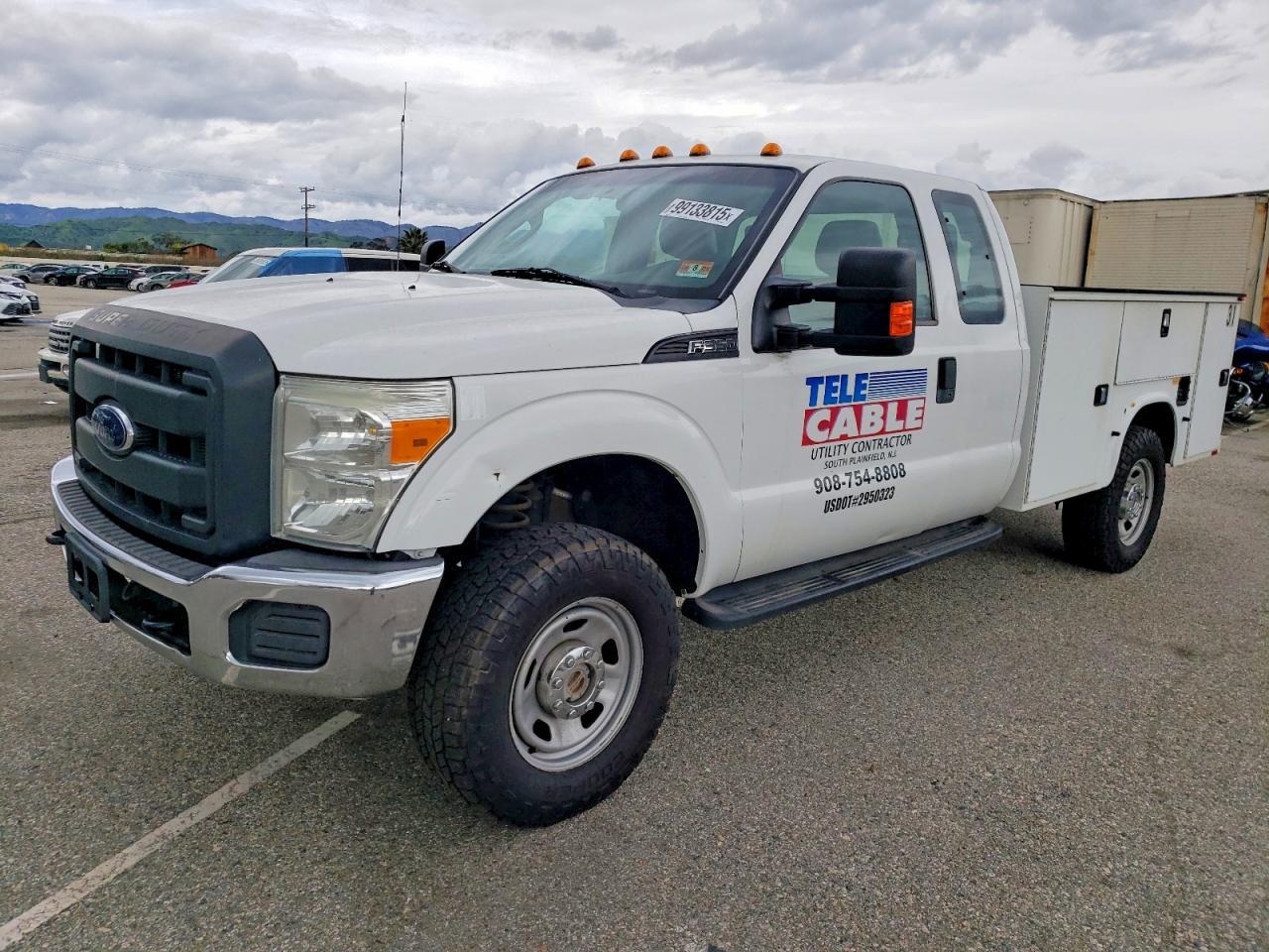 2015 Ford F350 Utility / Service Truck