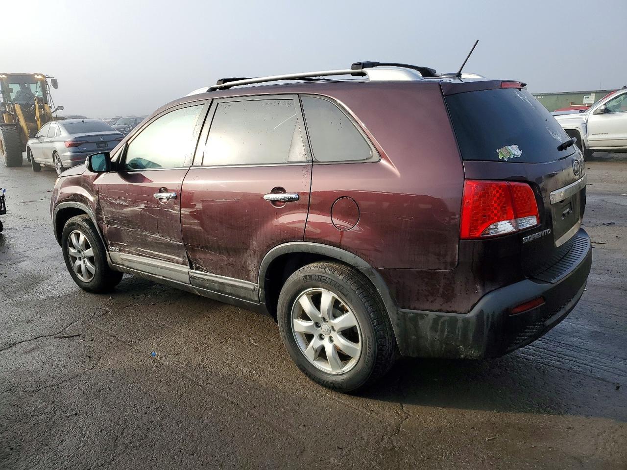 2012 Kia Sorento Base - Фото 2