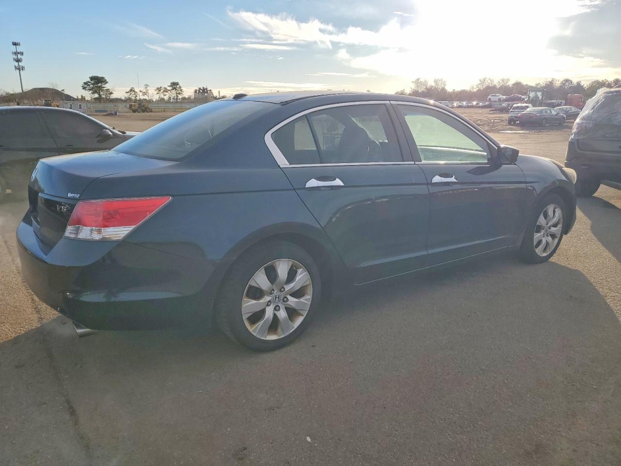 2010 Honda Accord Exl - Image 3