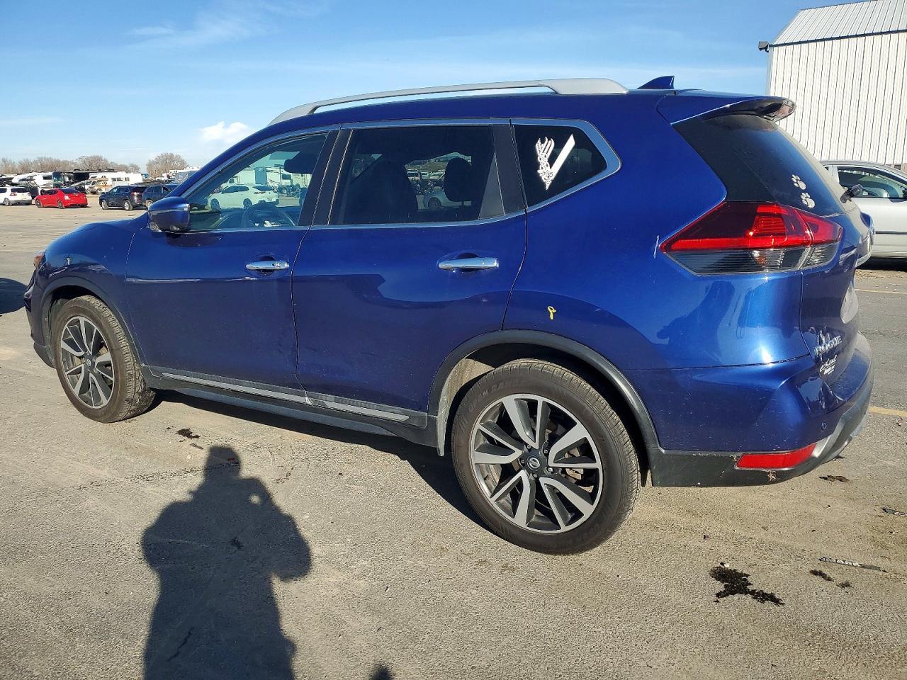 2019 Nissan Rogue S - Фото 2