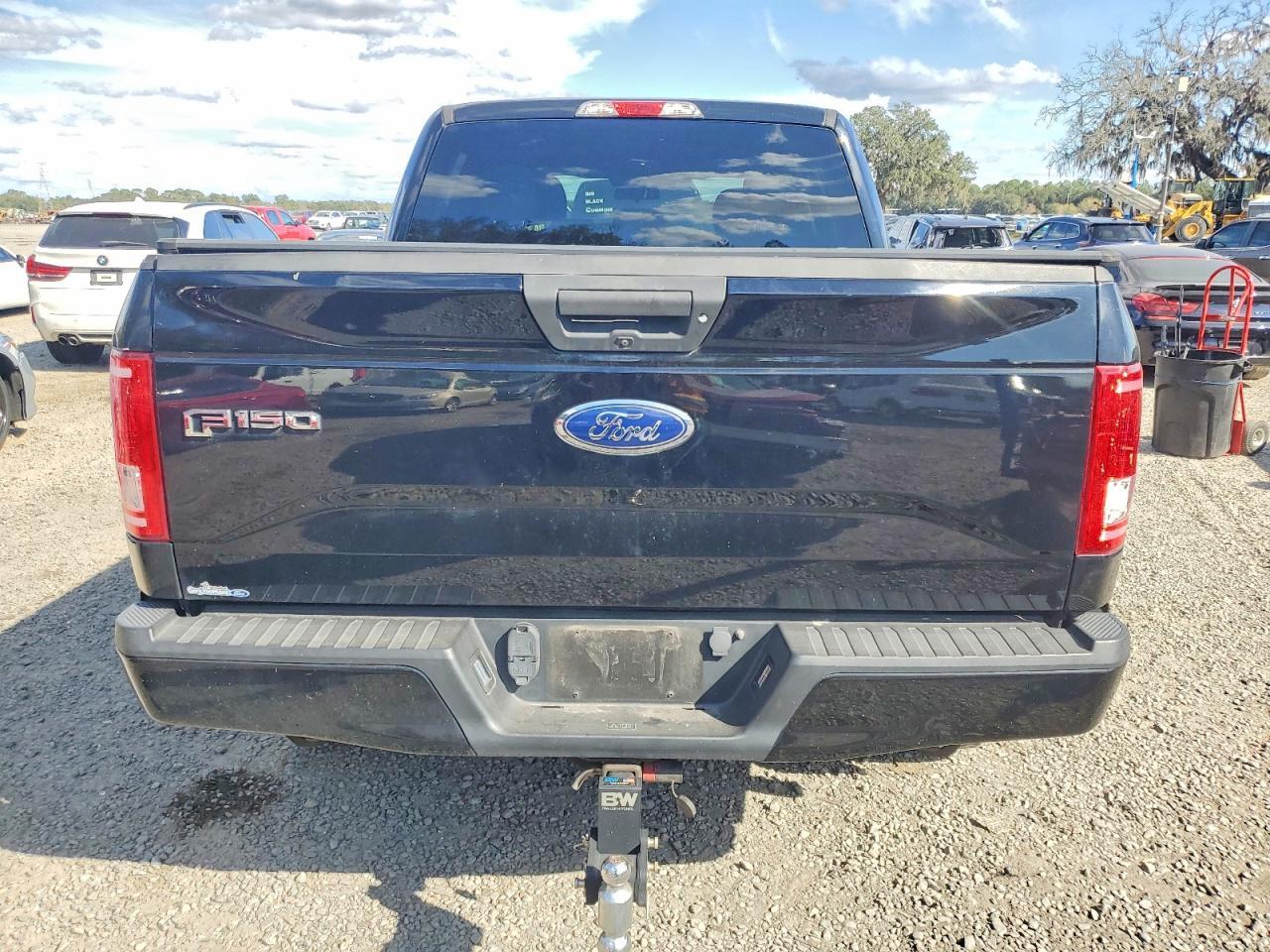 2017 Ford F150 Supercrew - Фото 6