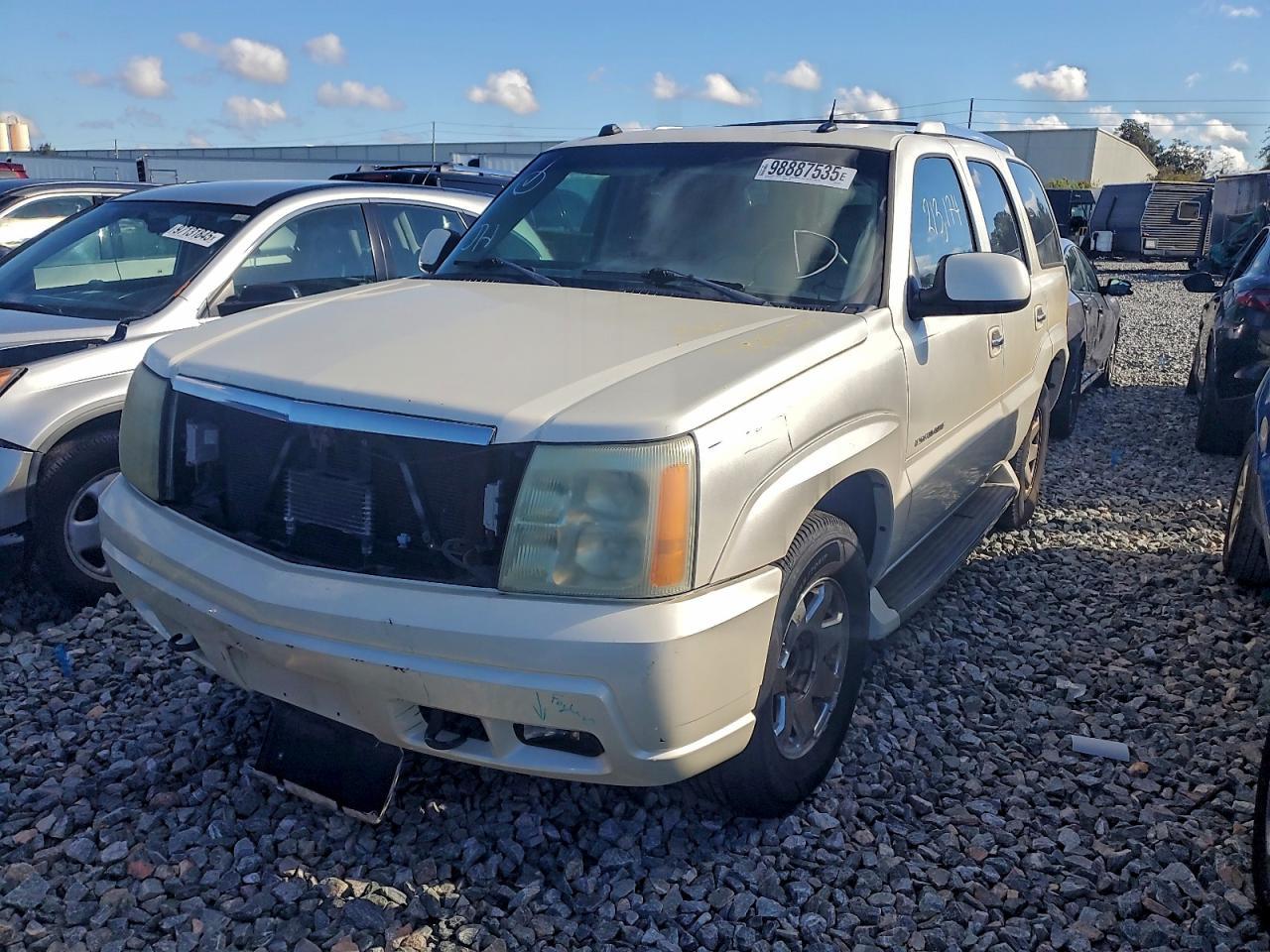 2004 Cadillac Escalade Luxury