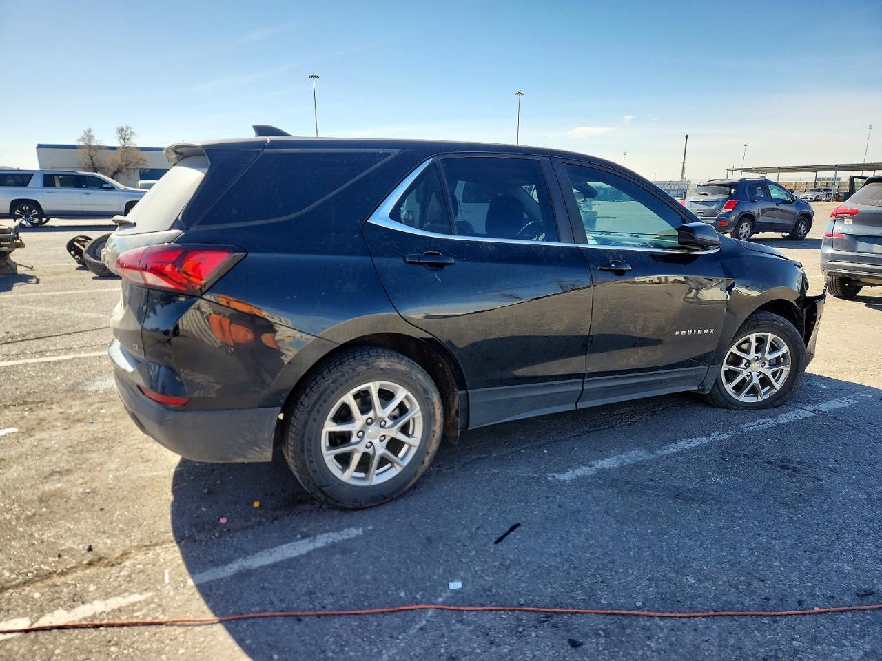 2022 Chevrolet Equinox Lt - Фото 3