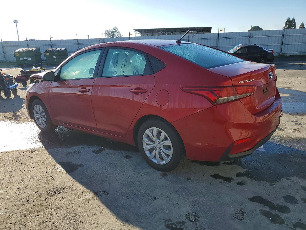 2022 Hyundai Accent Se - Фото 2