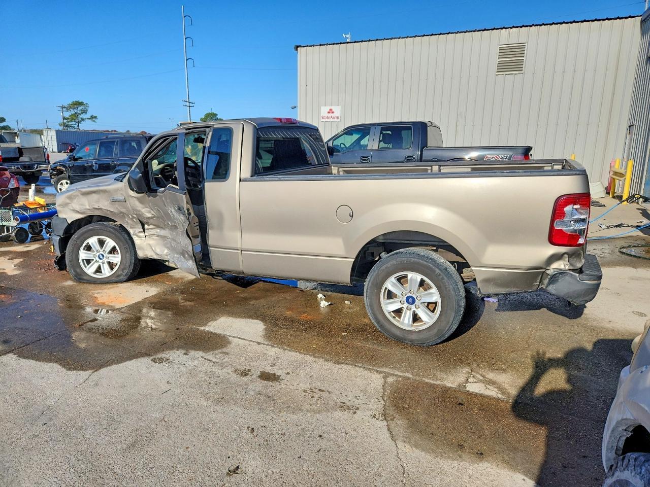 2006 Ford F150 - Фото 2