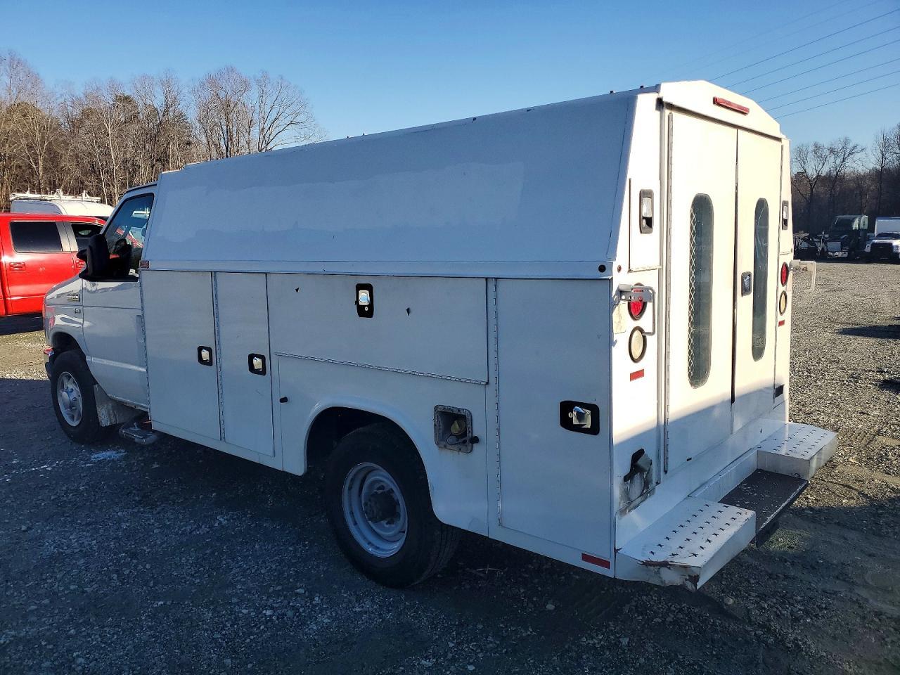 2015 Ford E-350 Sd Utility Box Truck * Pri Fleet * - Фото 2