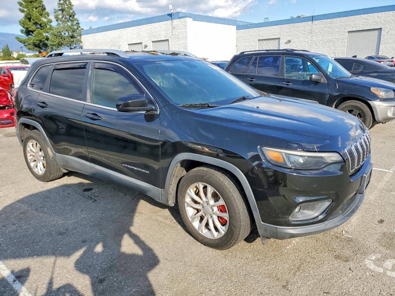 2019 Jeep Cherokee Latitude - Фото 4