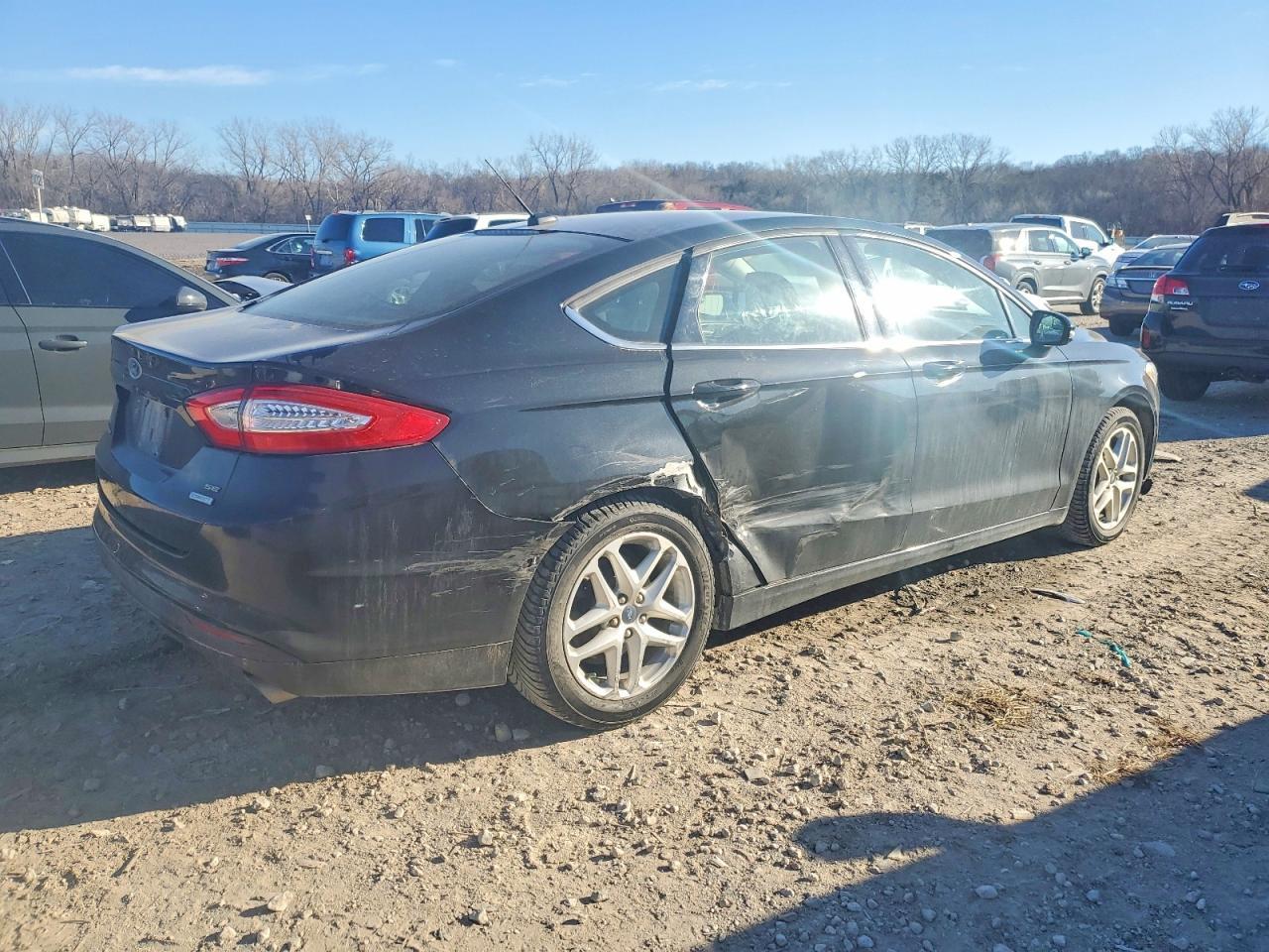 2013 Ford Fusion Se - Фото 3