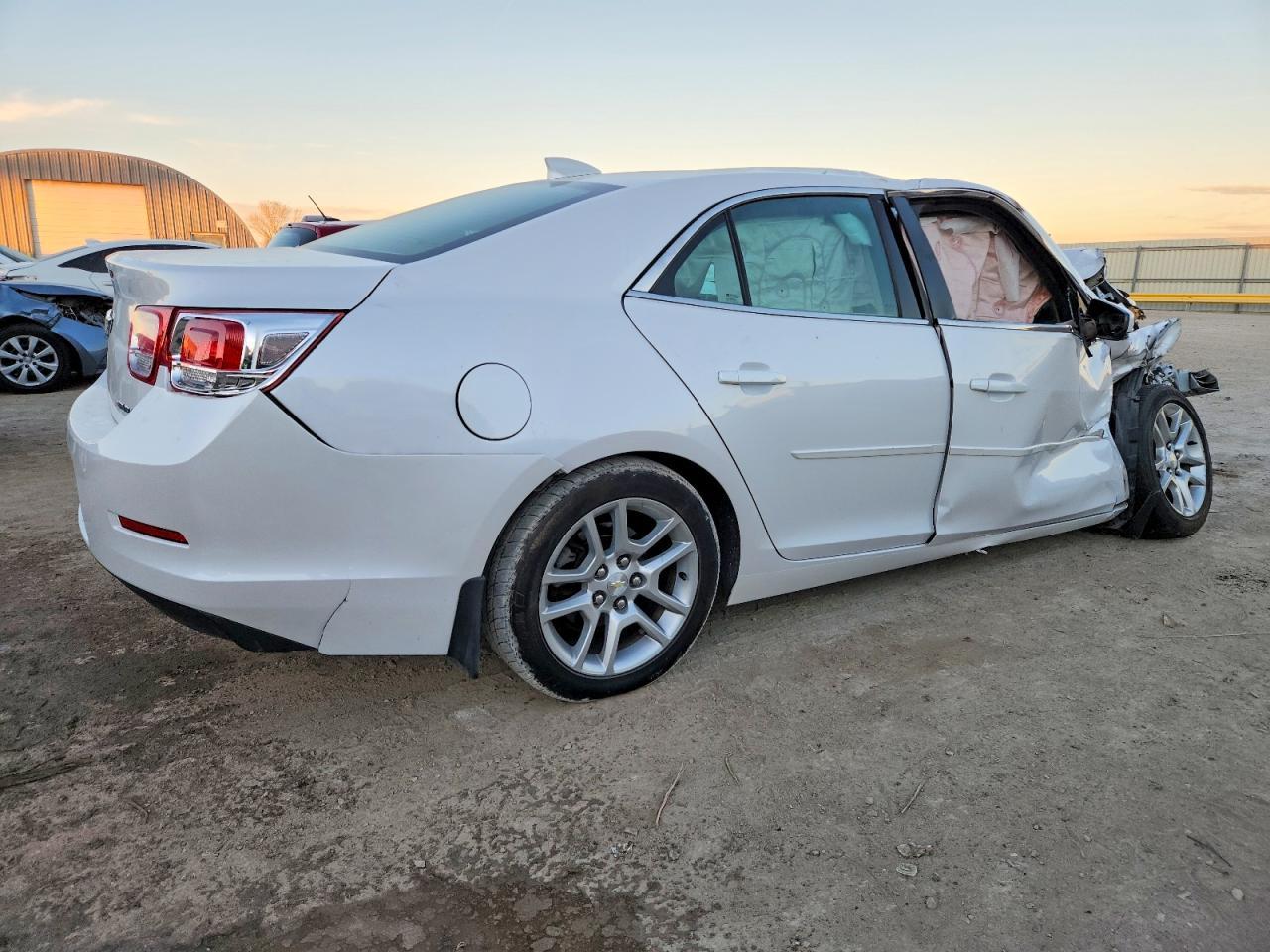 2015 Chevrolet Malibu 1Lt - Image 3