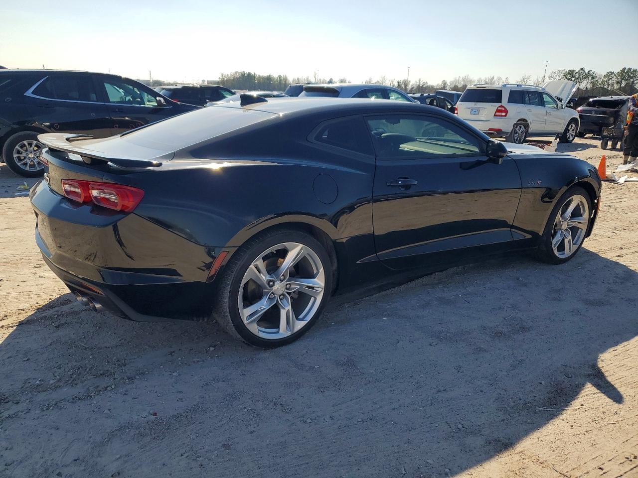 2021 Chevrolet Camaro Lz - Фото 3