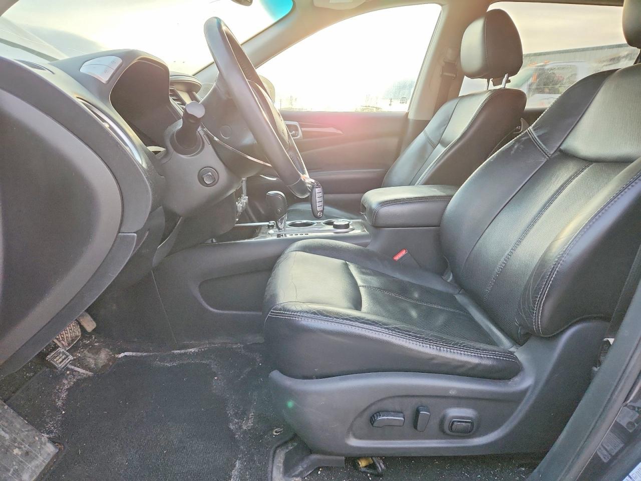 2014 Nissan Pathfinder S - Фото 7