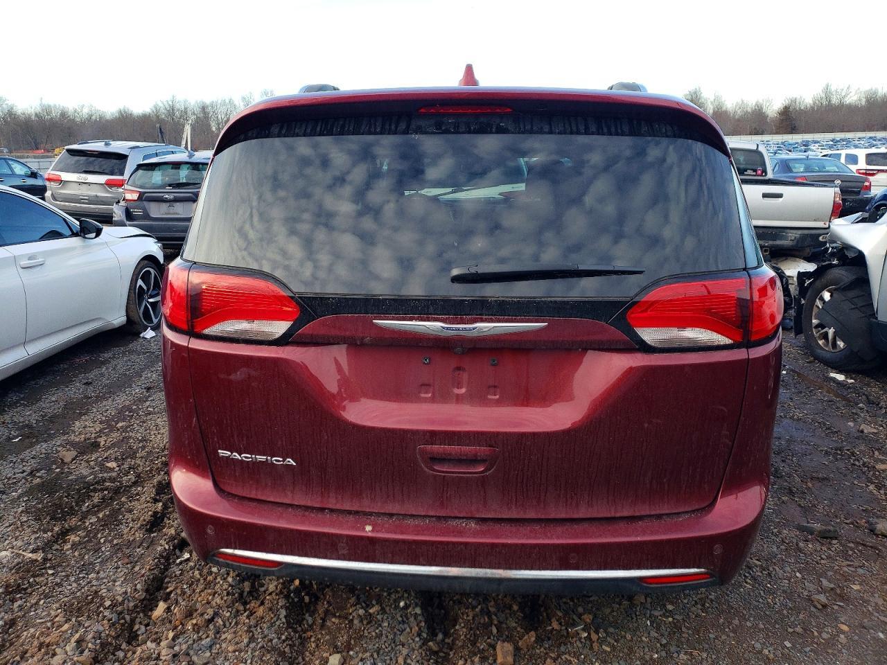 2020 Chrysler Pacifica Touring L - Фото 6