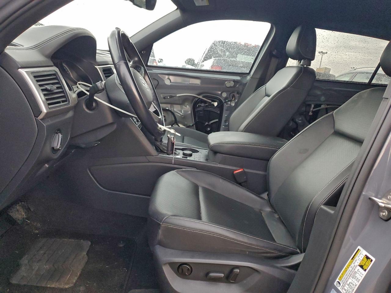 2020 Volkswagen Atlas Cross Sport Se - Image 7